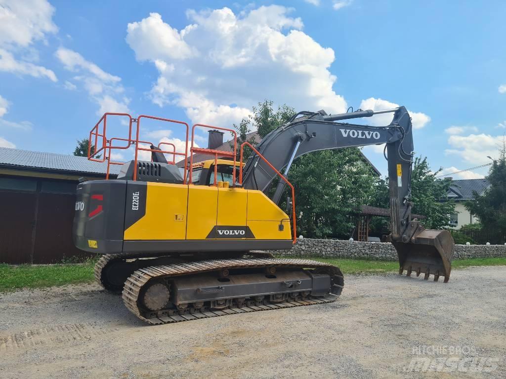 Volvo EC 220 E Excavadoras de cadenas