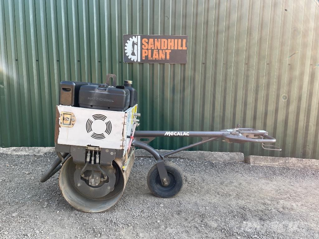 Mecalac MBR 71 Rodillos de un solo tambor