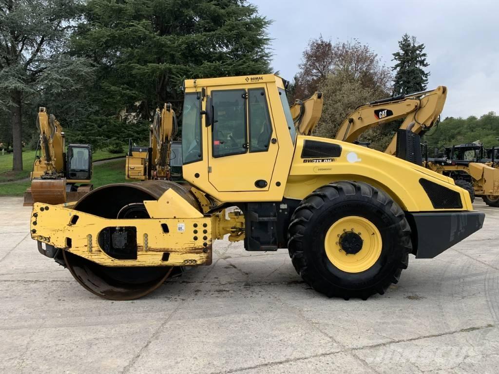 Bomag BW 213 D H-4 i Compactadores de suelo