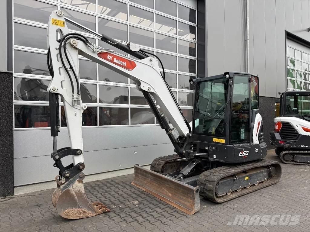 Bobcat E60 | A/C Mini excavadoras < 7t