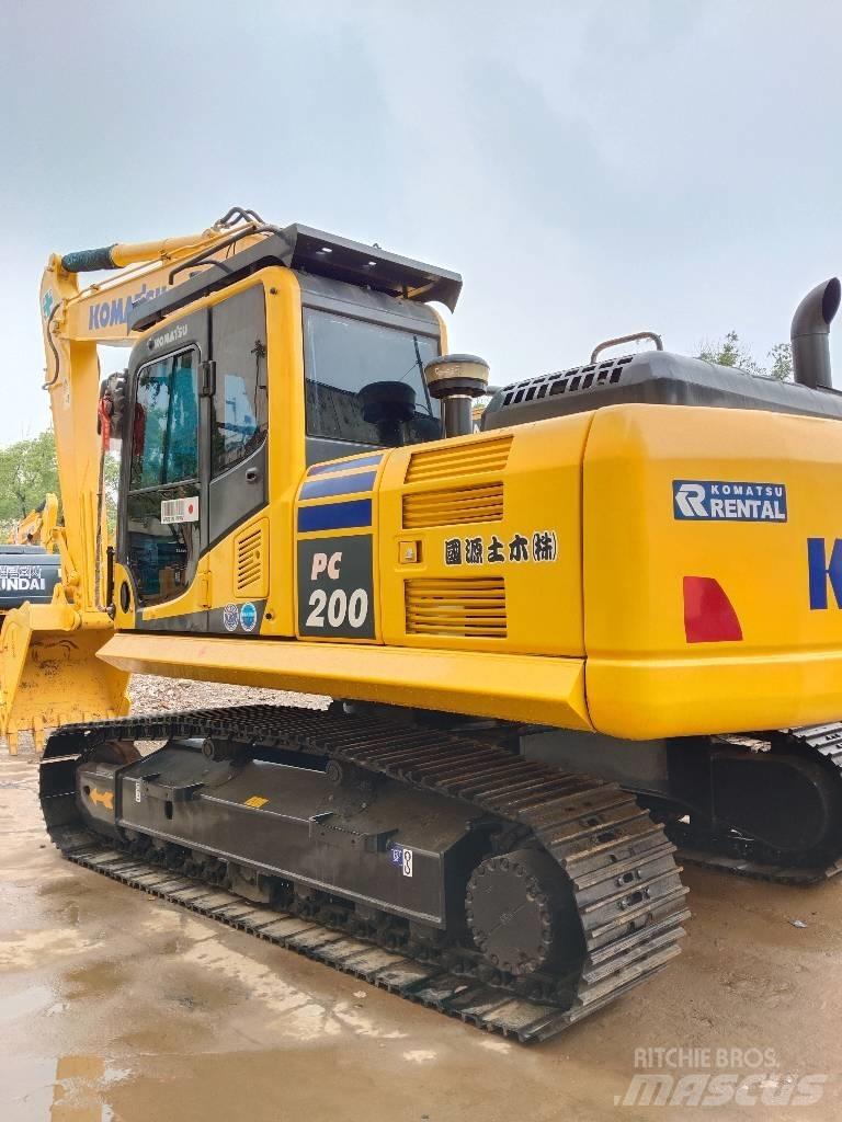 Komatsu PC200-8 Excavadoras de cadenas