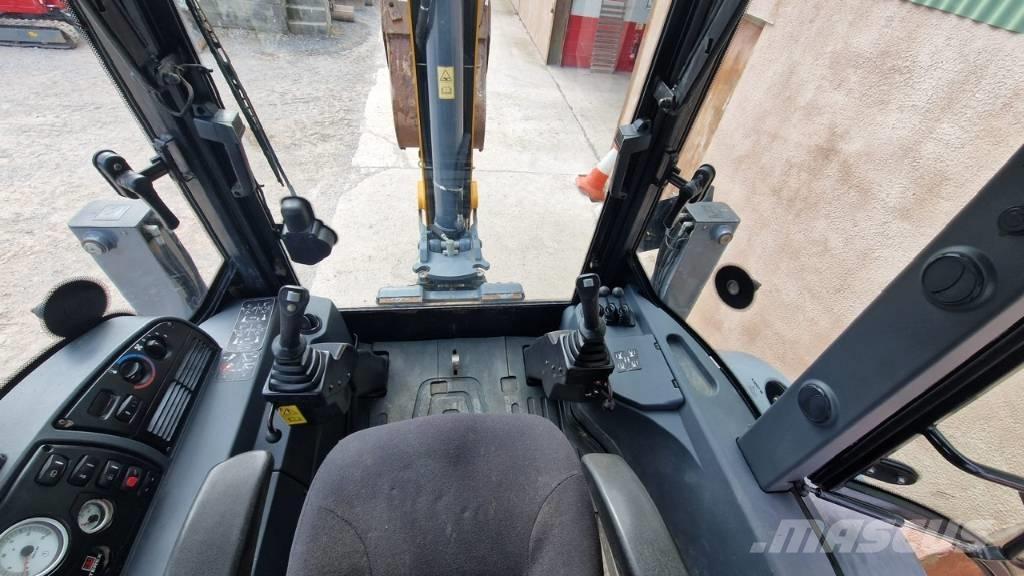 Terex TLB 890 Retrocargadoras