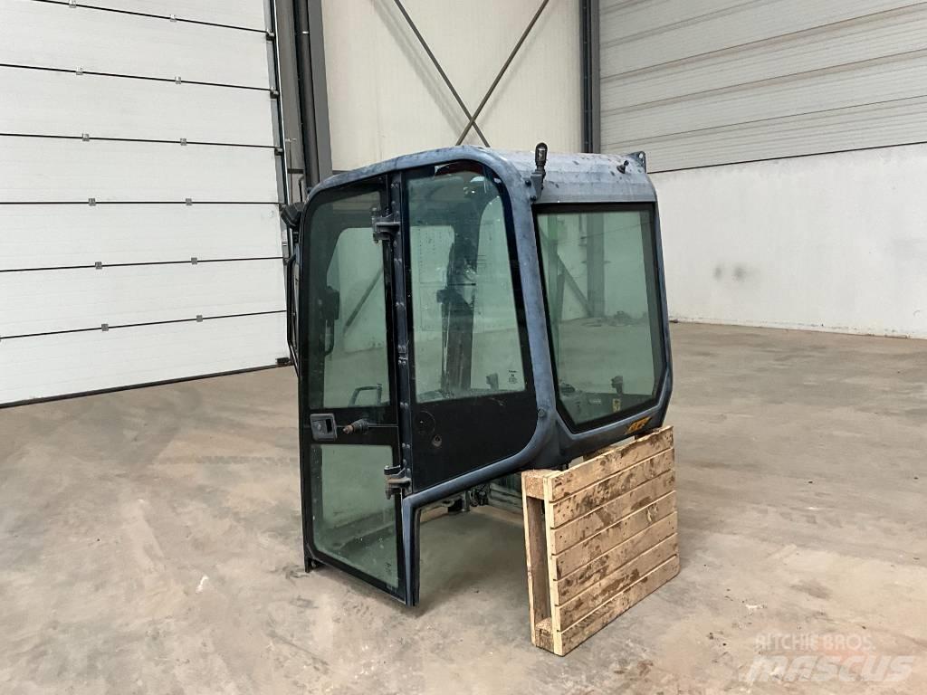 Kubota U 27-4 Cabinas e interior