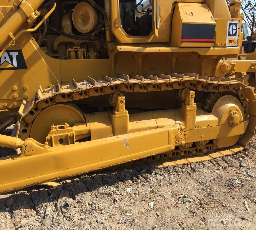 CAT D 8 K Buldozer sobre oruga