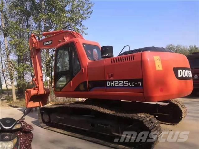 Doosan DH225 Excavadoras de cadenas