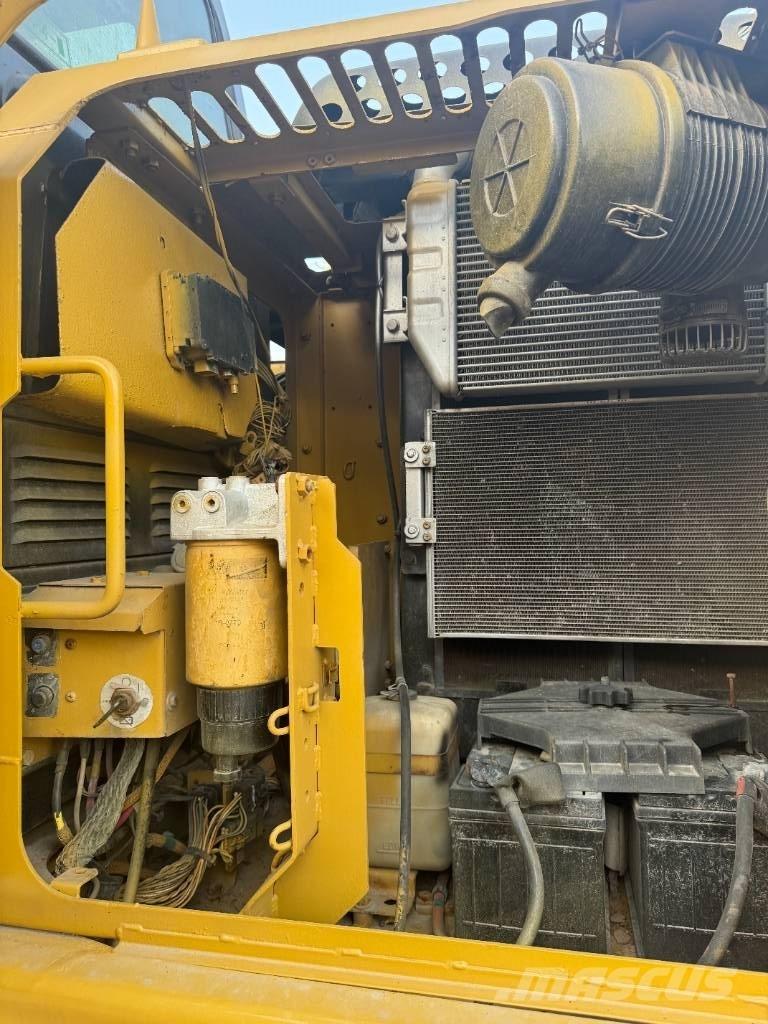 CAT 313 D Excavadoras de cadenas