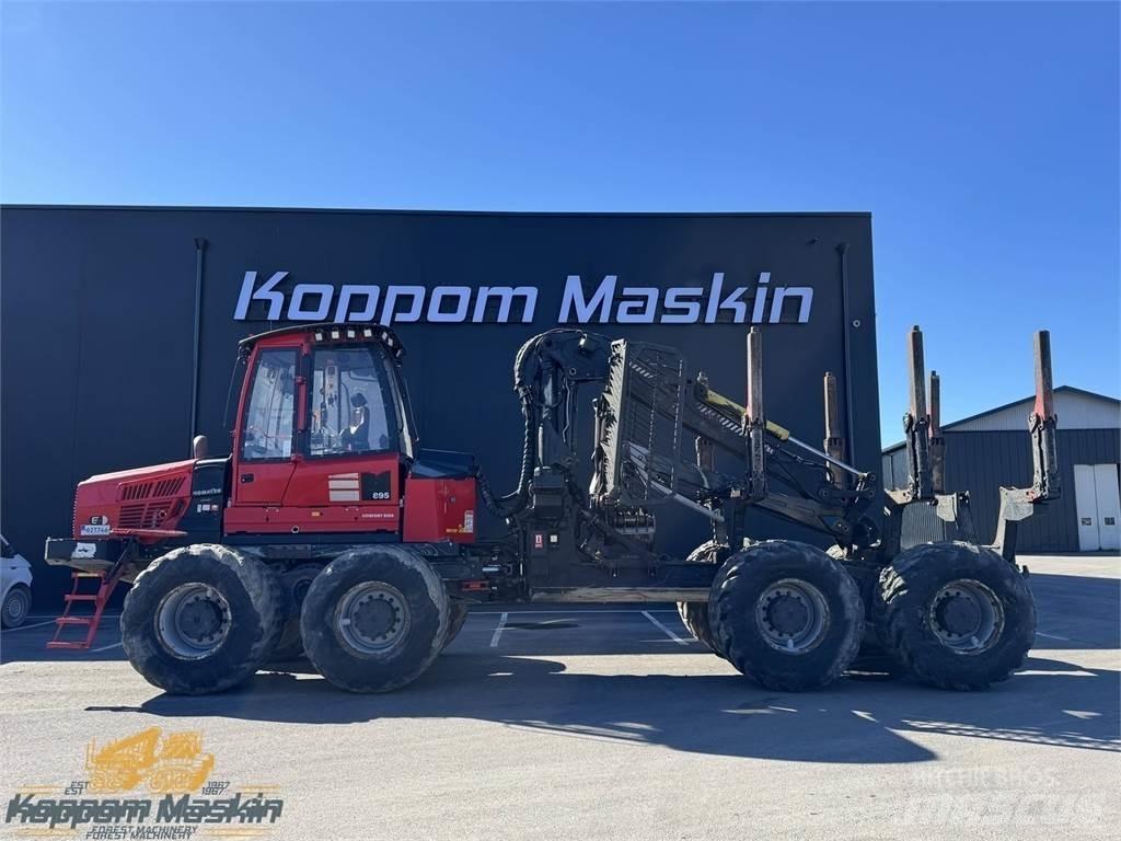 Komatsu 895 Autocargadoras