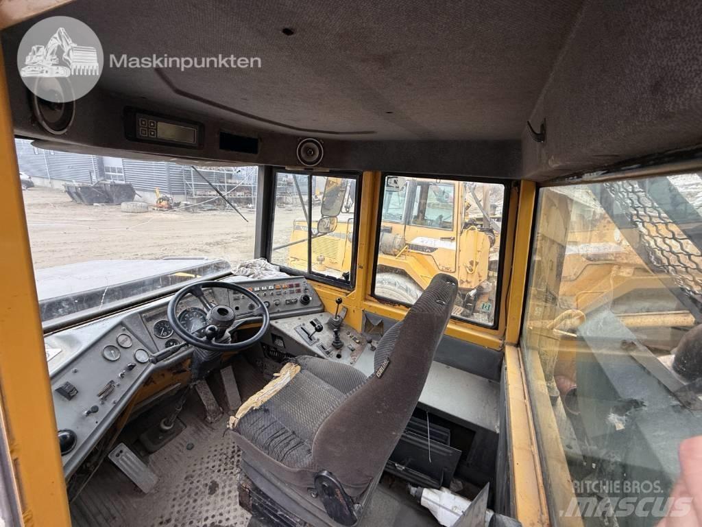 Volvo A 25 C Dúmpers articulados