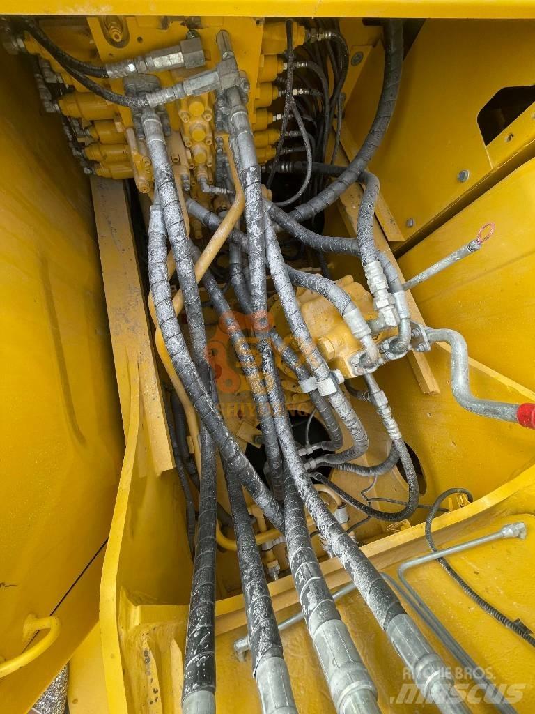 Komatsu PC 200-8 Excavadoras de cadenas