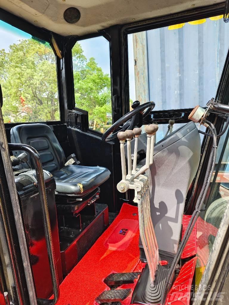 CAT 140 H Motoniveladoras