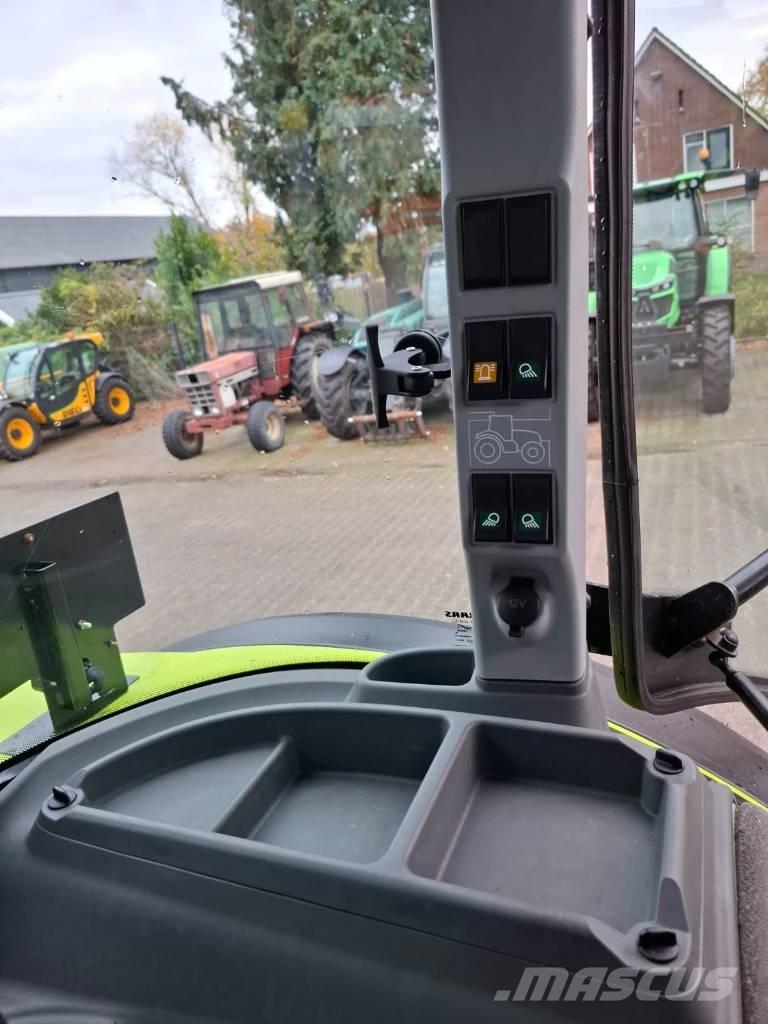 CLAAS Arion 410 Tractores