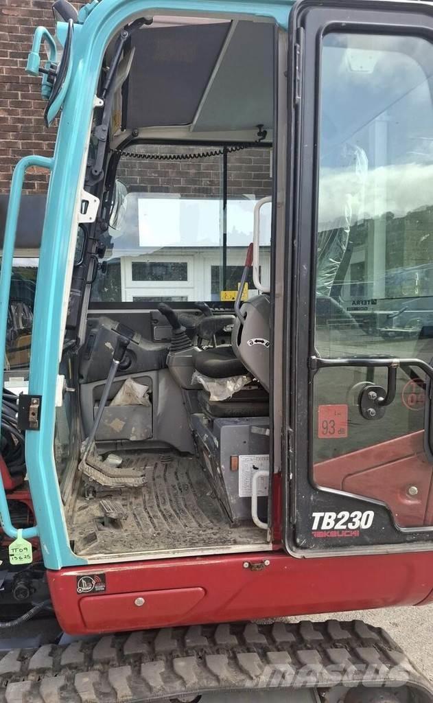 Takeuchi TB230 Mini excavadoras < 7t