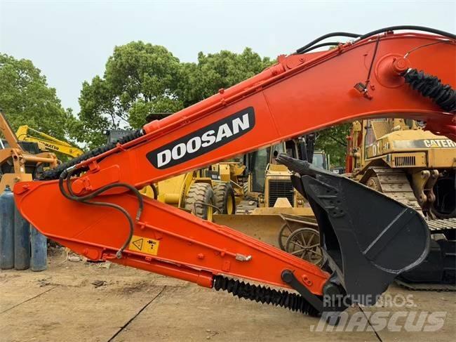 Doosan DX 225 LC Excavadoras de cadenas