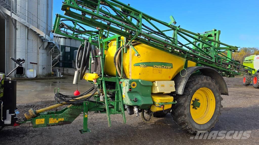 John Deere 740 i Pulverizadores arrastrados