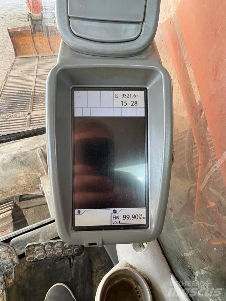 Hitachi ZX 225 Excavadoras de cadenas