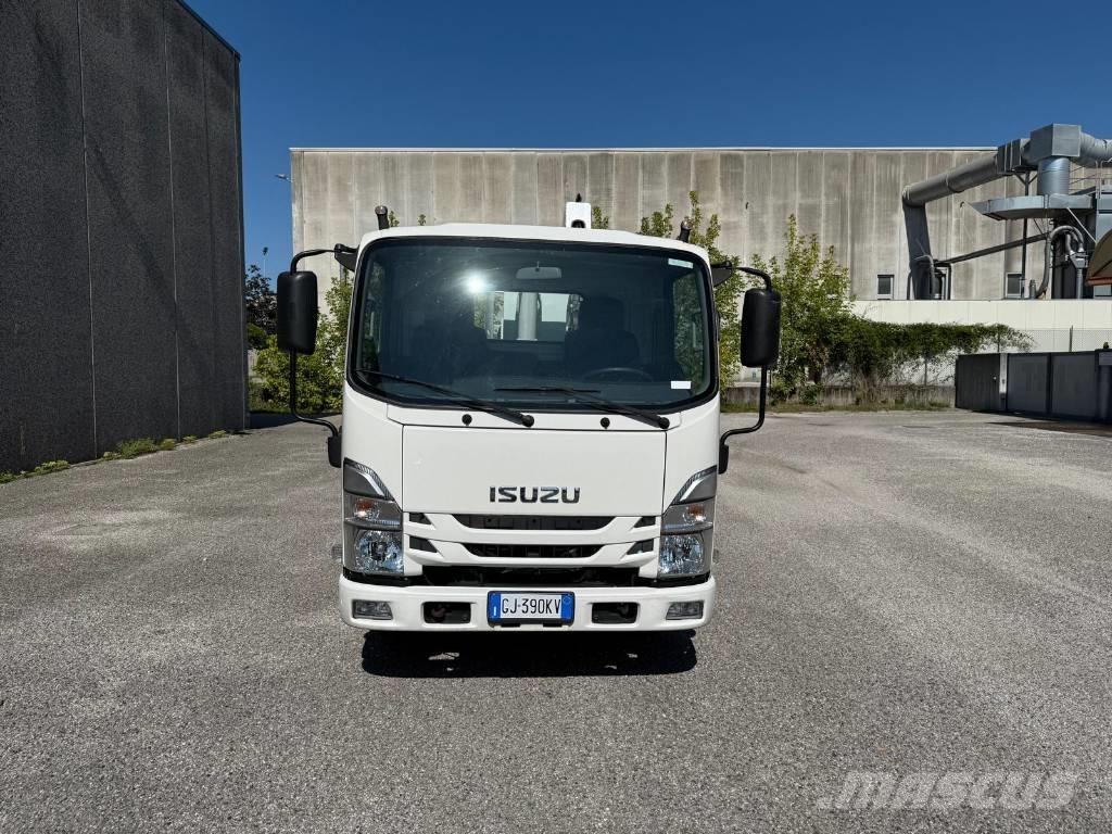 Multitel mx 200 Plataformas sobre camión