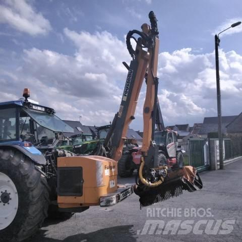Rousseau FULGOR 850 Segadoras y cortadoras de hojas para pastos