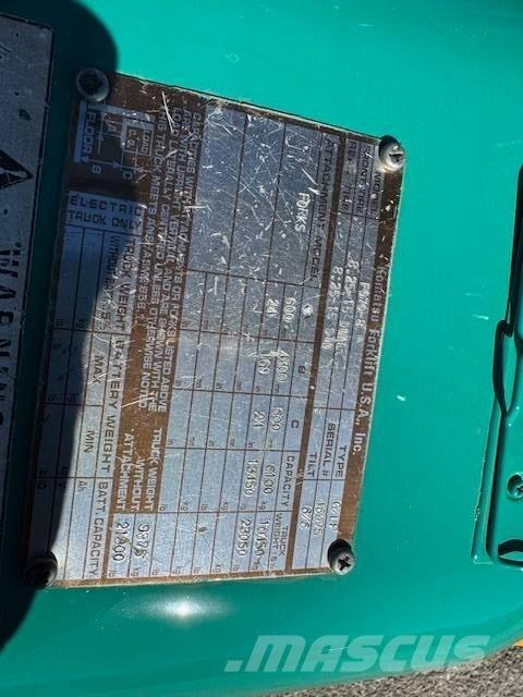 Komatsu FG 70 Carretillas retráctiles