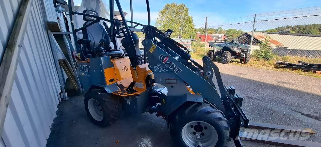 GiANT G 1100 Palas cargadoras