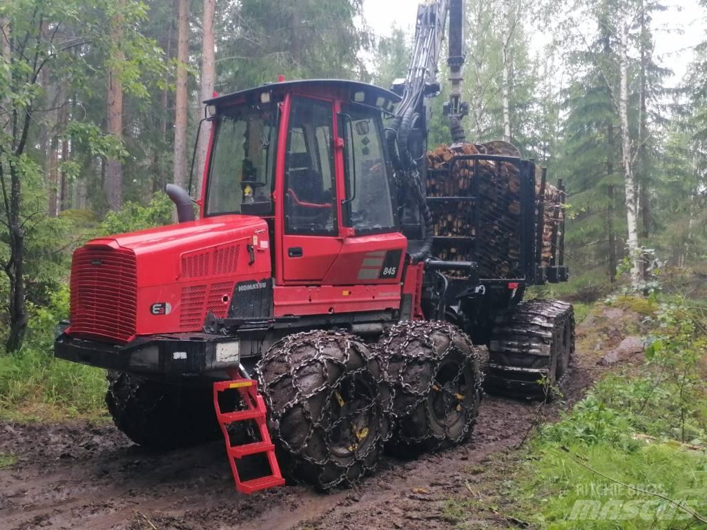 Komatsu 845 Autocargadoras