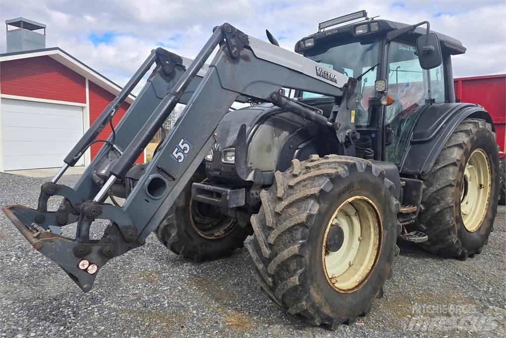 Valtra N141 HiTech Tractores