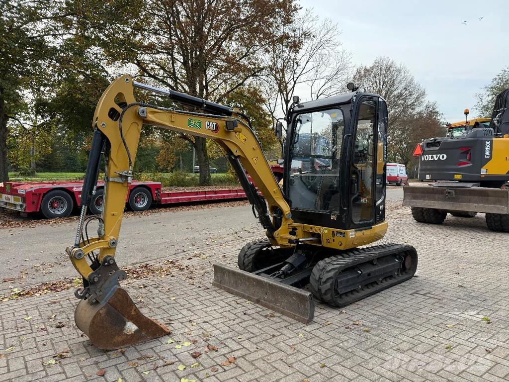 CAT 302.7D Mini excavadoras < 7t