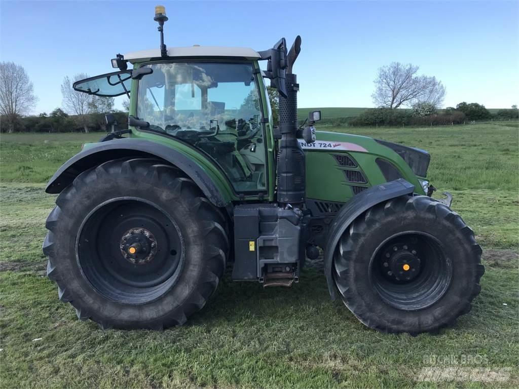 Fendt 724 Vario Tractores
