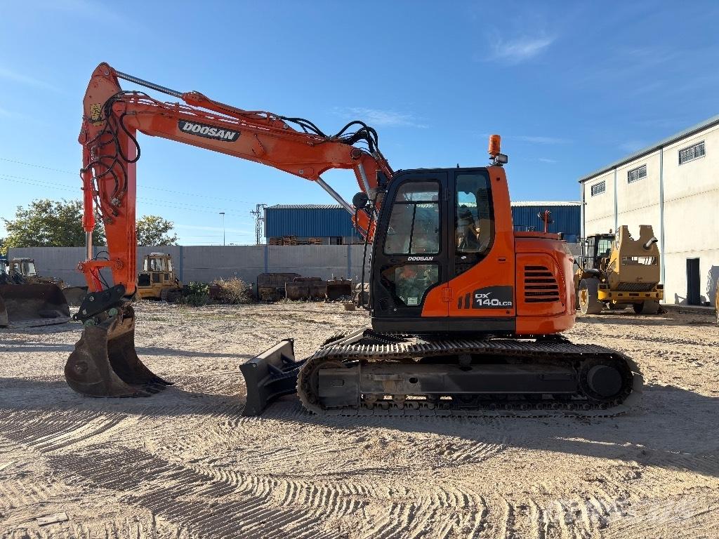Doosan DX 140 LCR-3 Excavadoras de cadenas