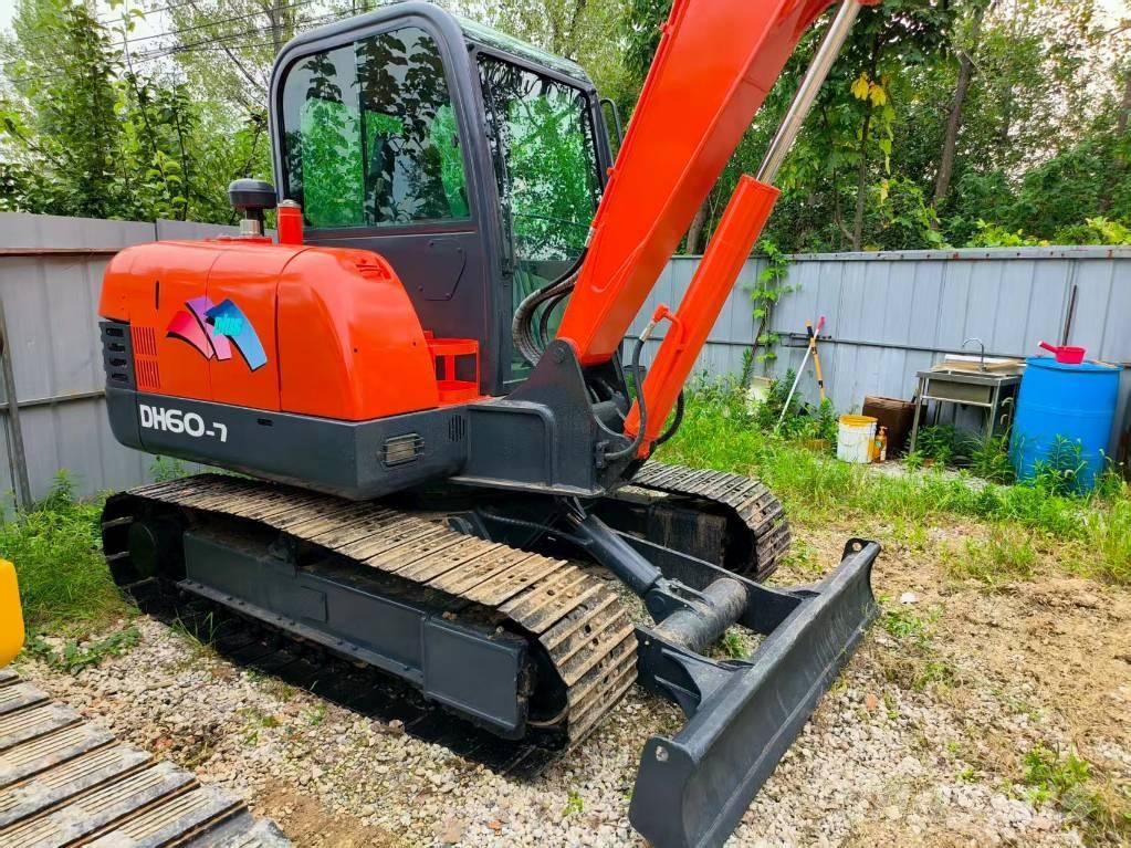 Doosan DH 60 Mini excavadoras < 7t