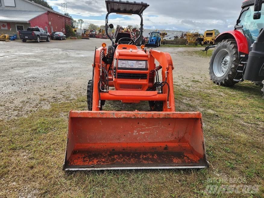 Kubota L 3400 DT Tractores