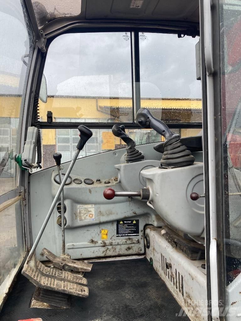 Neuson 8003 Excavadoras 7t - 12t
