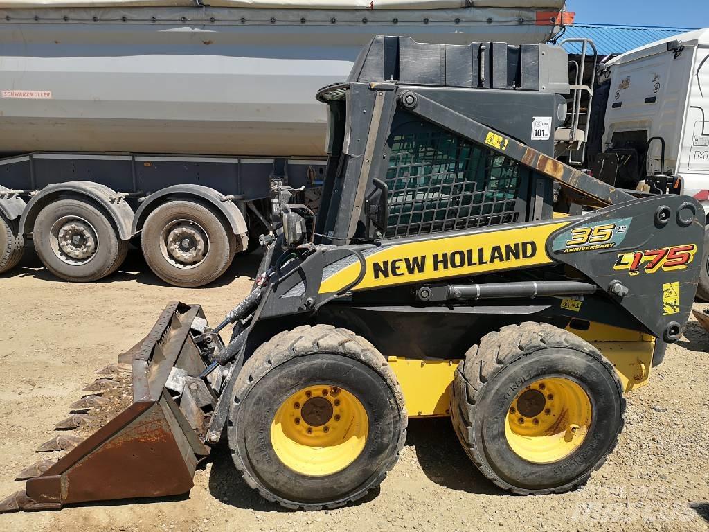 New Holland L 175 Minicargadoras