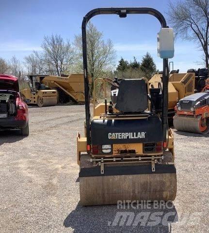CAT CB 34 B Rodillos de doble tambor