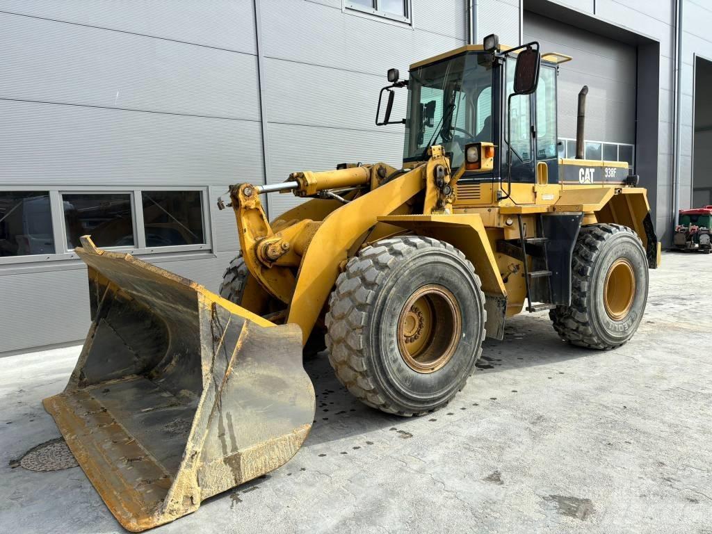 CAT 938F Cargadoras sobre ruedas