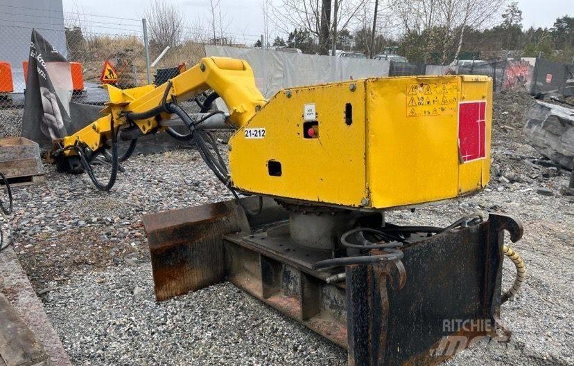 Brokk 330 Excavadoras de cadenas