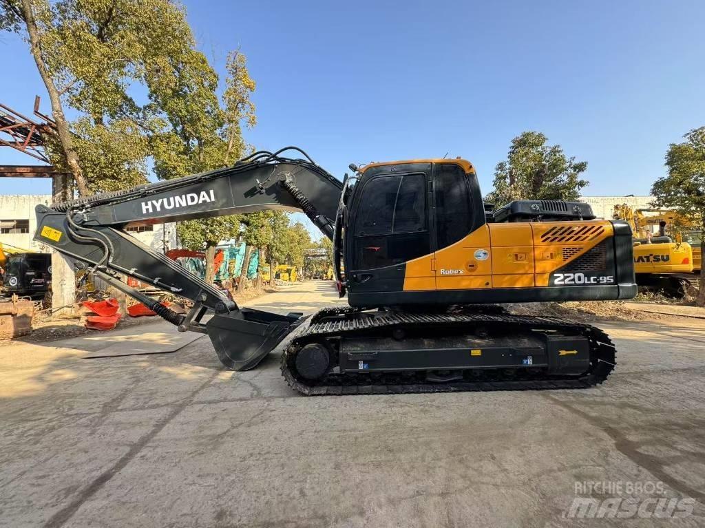 Hyundai 220LC-9S Excavadoras de cadenas
