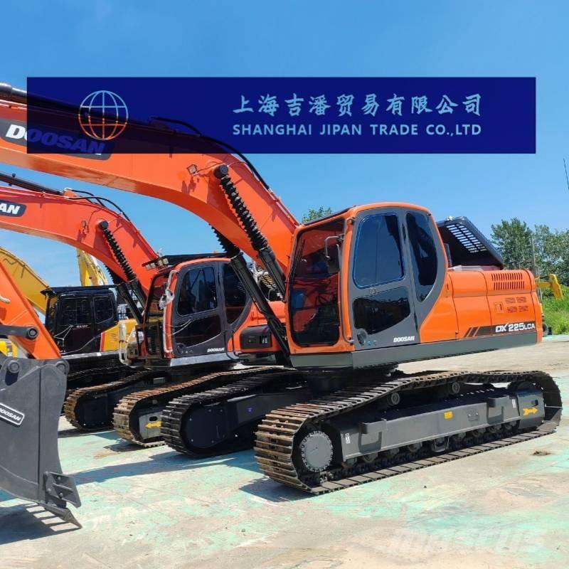 Doosan DX 225 Excavadoras de cadenas