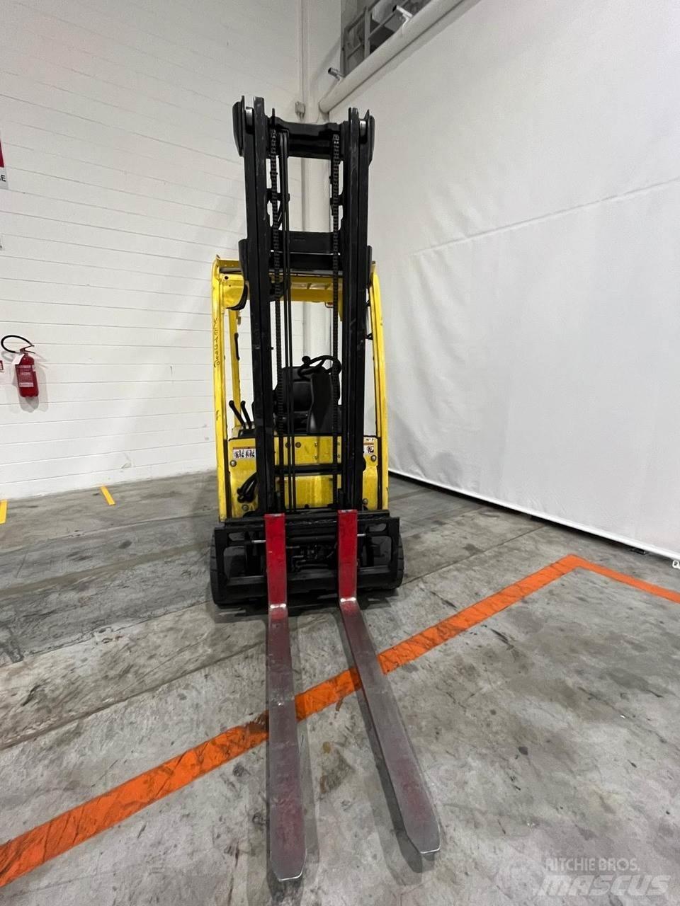 Hyster J2.0XN Carretillas de horquilla eléctrica