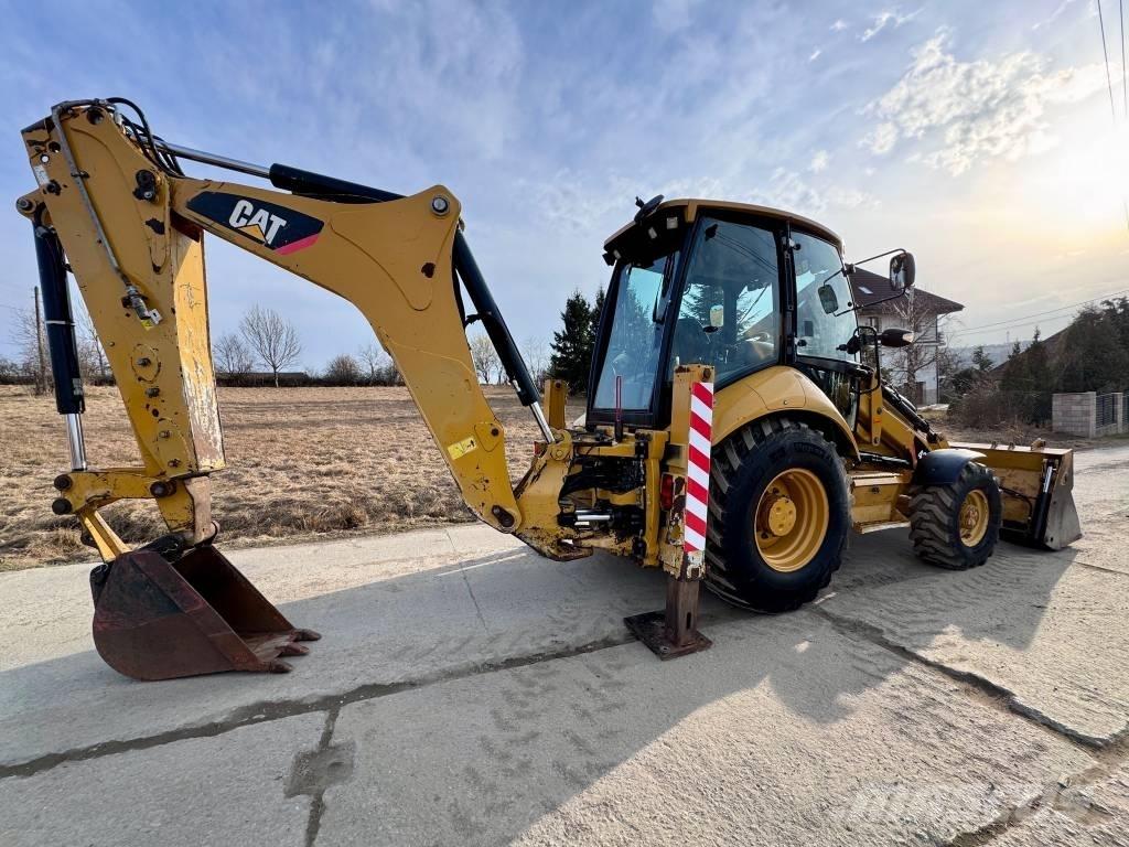 CAT 428 E Retrocargadoras