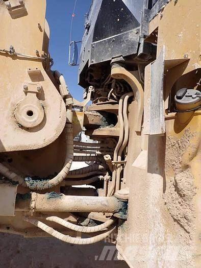 CAT 988K Cargadoras sobre ruedas