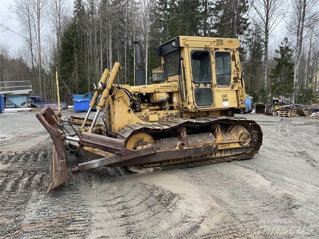 CAT D6D Buldozer sobre oruga