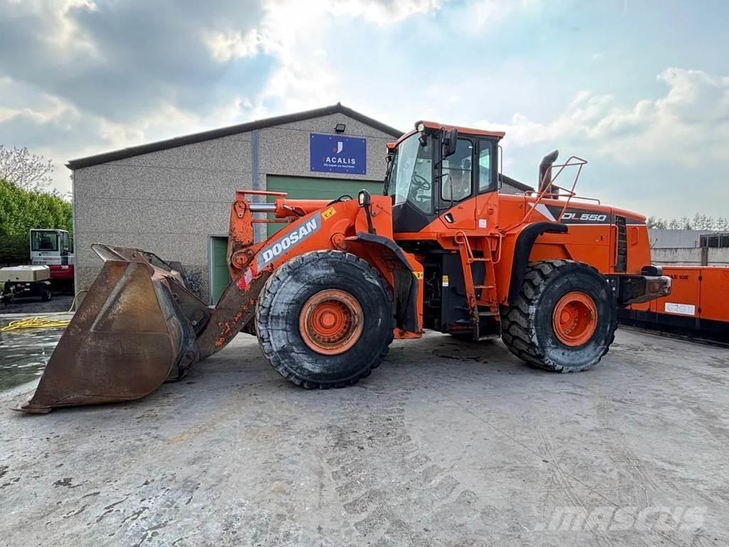 Doosan DL550 Cargadoras sobre ruedas