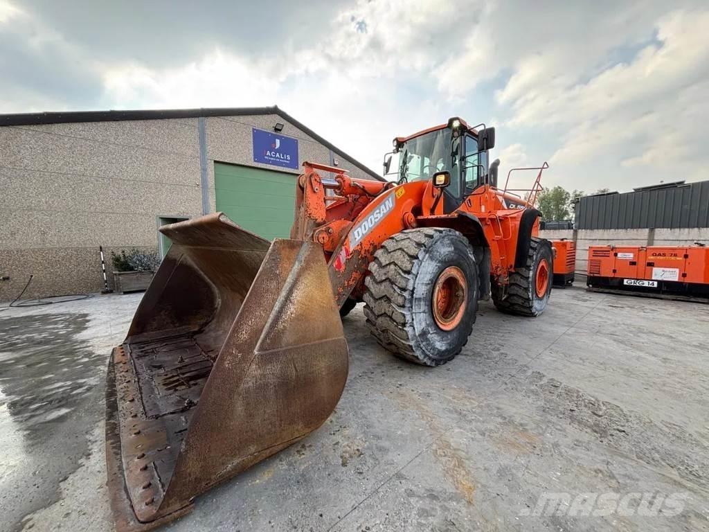 Doosan DL550 Cargadoras sobre ruedas