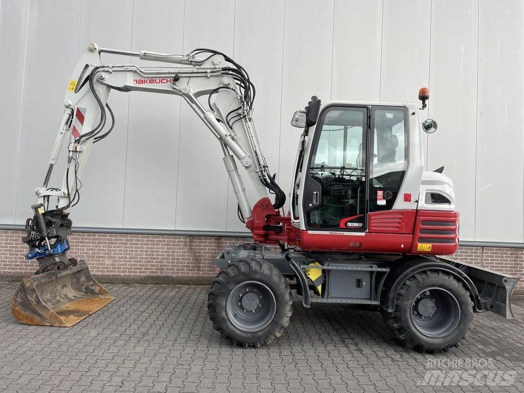 Takeuchi TB295W Excavadoras de ruedas