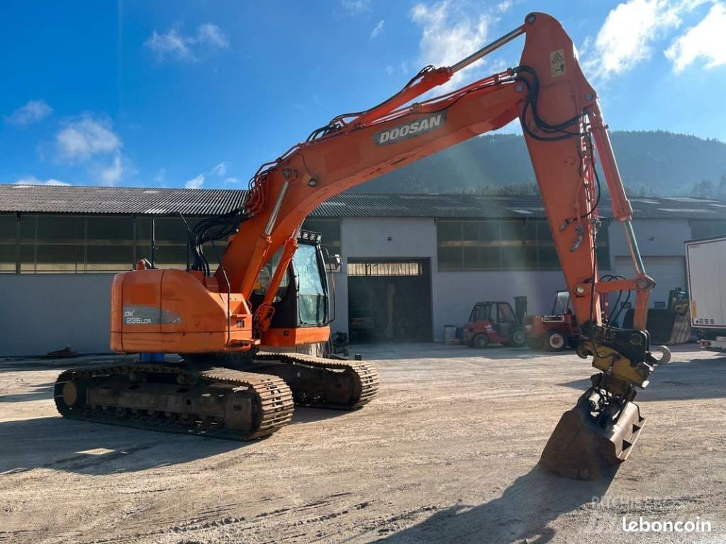 Doosan DX 235 LCR Excavadoras de cadenas