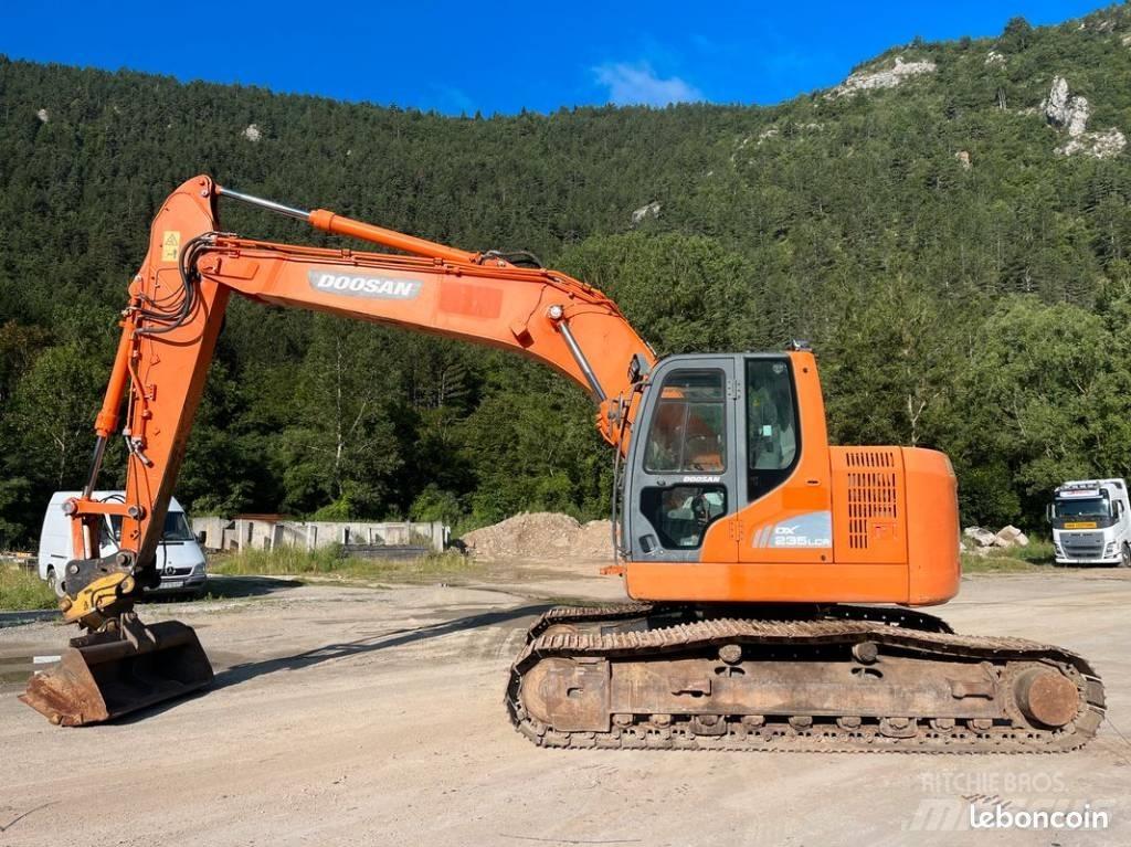 Doosan DX 235 LCR Excavadoras de cadenas