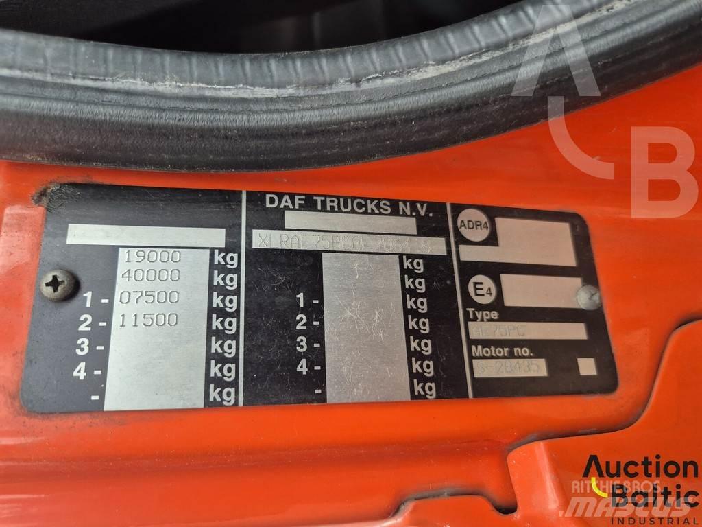 DAF AE75PC Camiones portacoches
