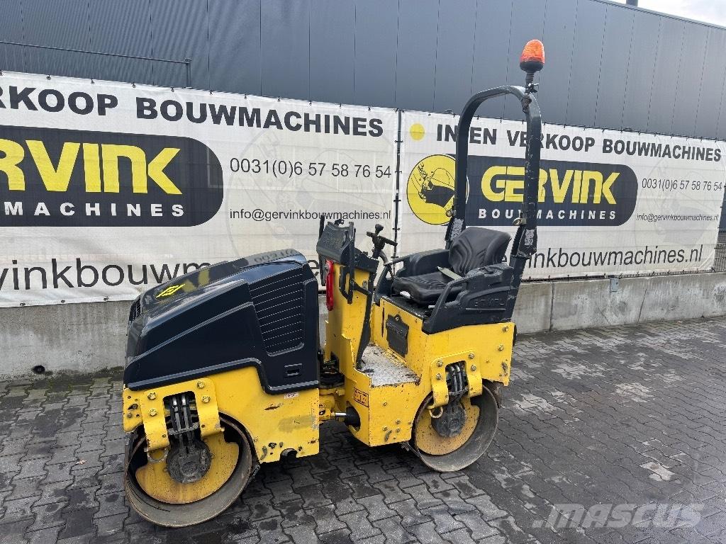 Bomag BW 80 AD-5 Rodillos de doble tambor