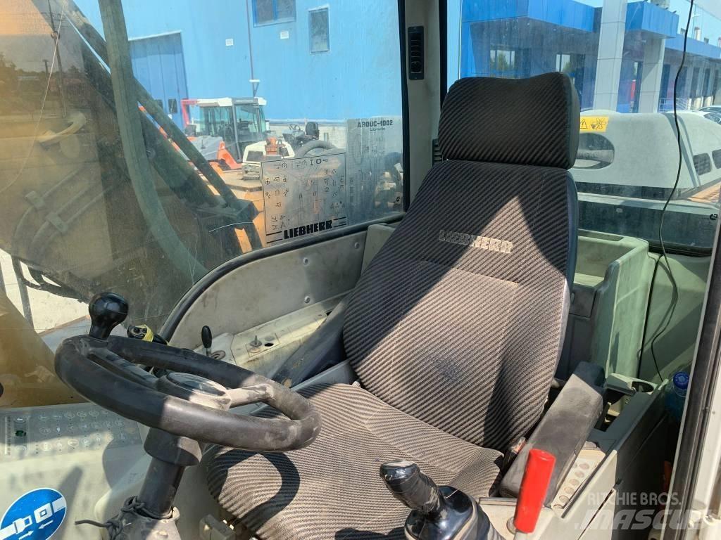 Liebherr A 900 C Excavadoras de ruedas