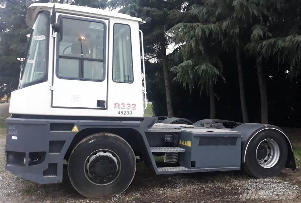  R332-4x4 Cabezas tractoras para terminales